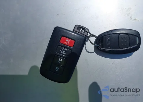 2015 Toyota Highlander Limited Platinum V6 from USA, damaged, VIN 5TDDKRFH4FS209616